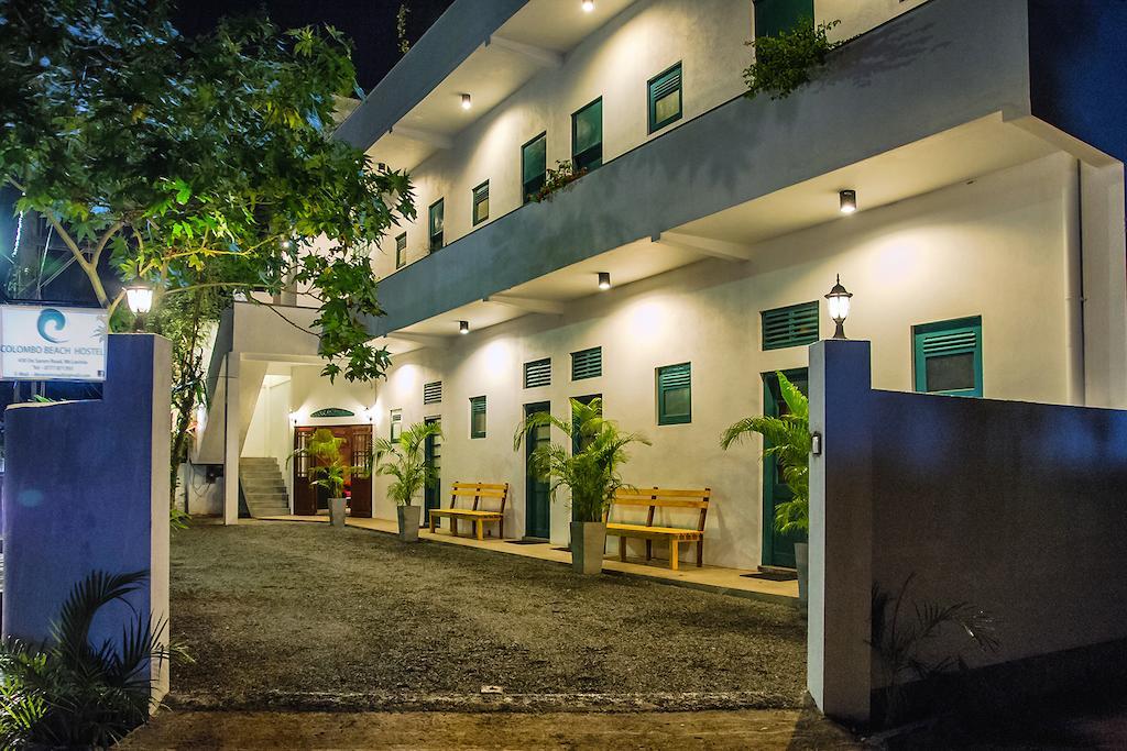 Colombo Beach Hostel Dehiwala-Mount Lavinia Екстер'єр фото